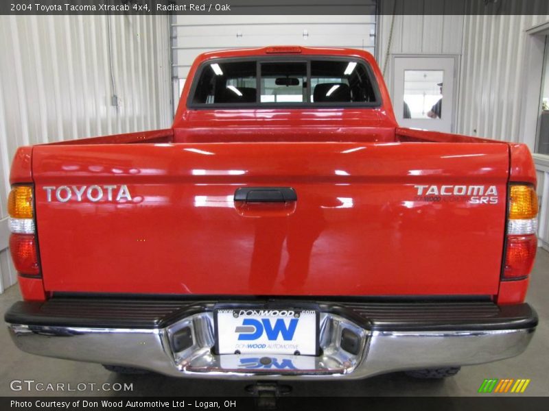 Radiant Red / Oak 2004 Toyota Tacoma Xtracab 4x4