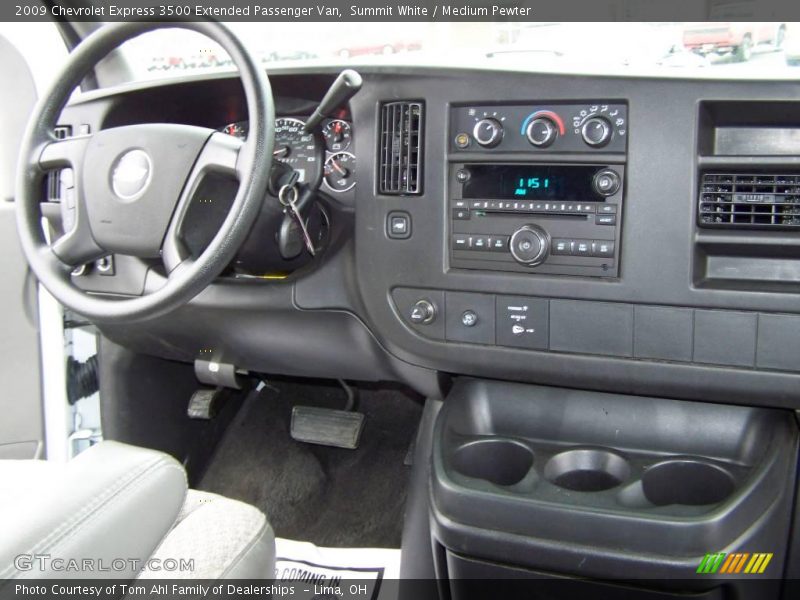 Summit White / Medium Pewter 2009 Chevrolet Express 3500 Extended Passenger Van