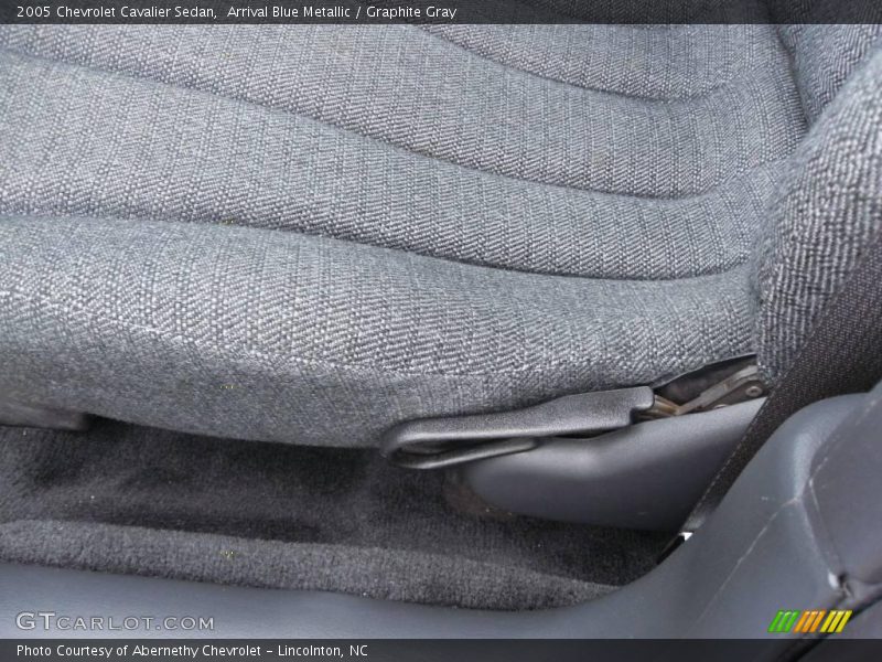 Arrival Blue Metallic / Graphite Gray 2005 Chevrolet Cavalier Sedan