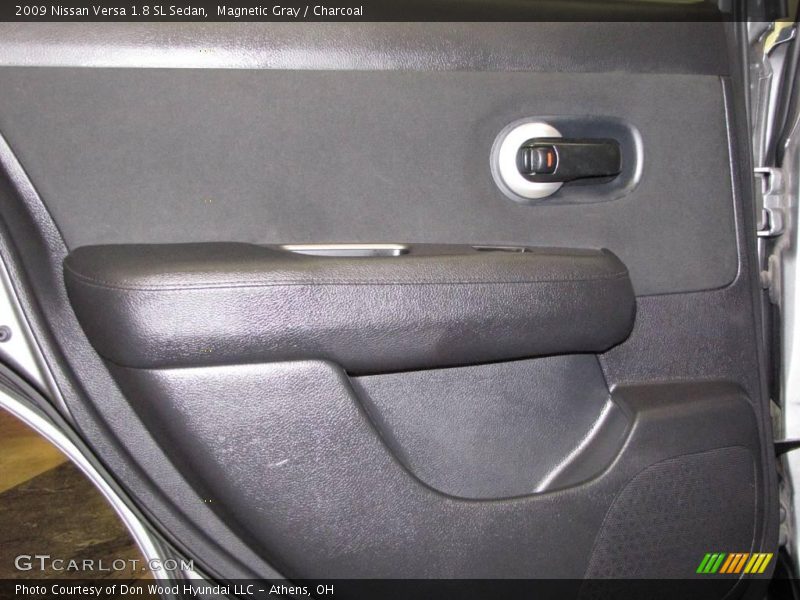 Magnetic Gray / Charcoal 2009 Nissan Versa 1.8 SL Sedan