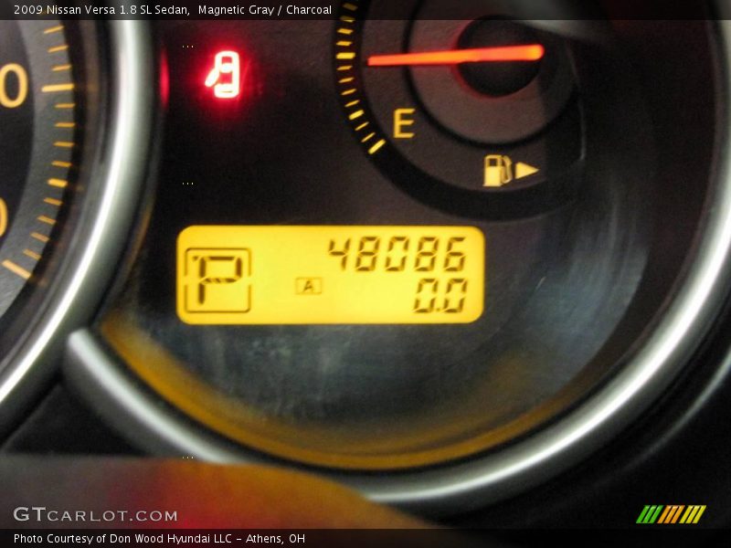 Magnetic Gray / Charcoal 2009 Nissan Versa 1.8 SL Sedan