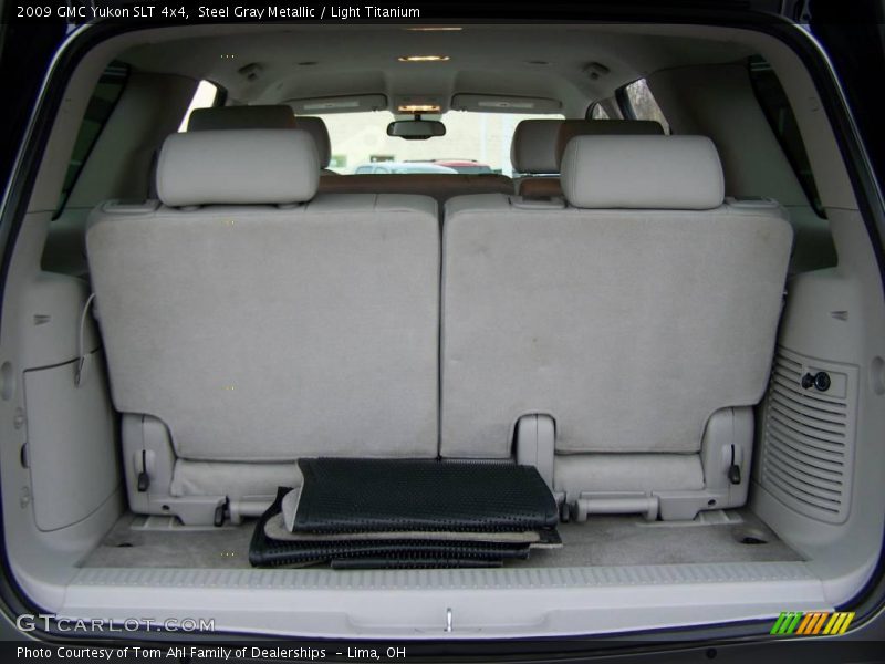 Steel Gray Metallic / Light Titanium 2009 GMC Yukon SLT 4x4