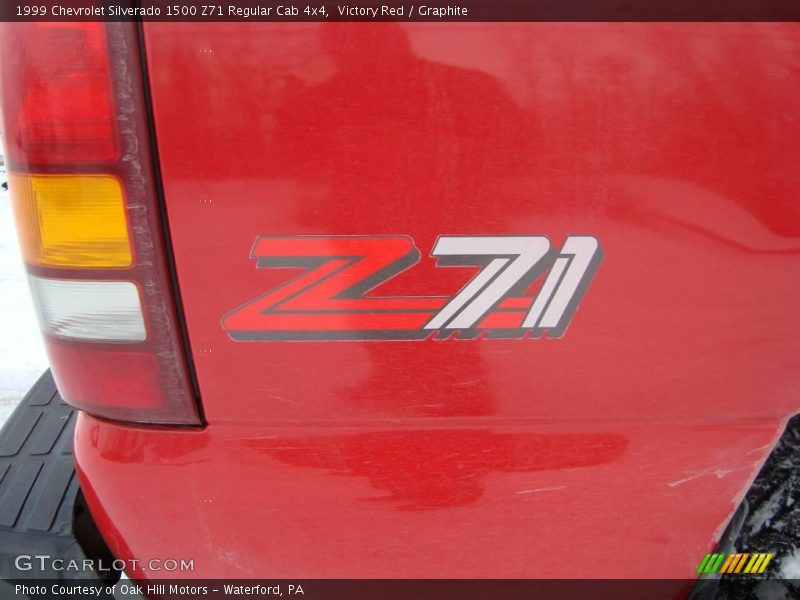 Victory Red / Graphite 1999 Chevrolet Silverado 1500 Z71 Regular Cab 4x4