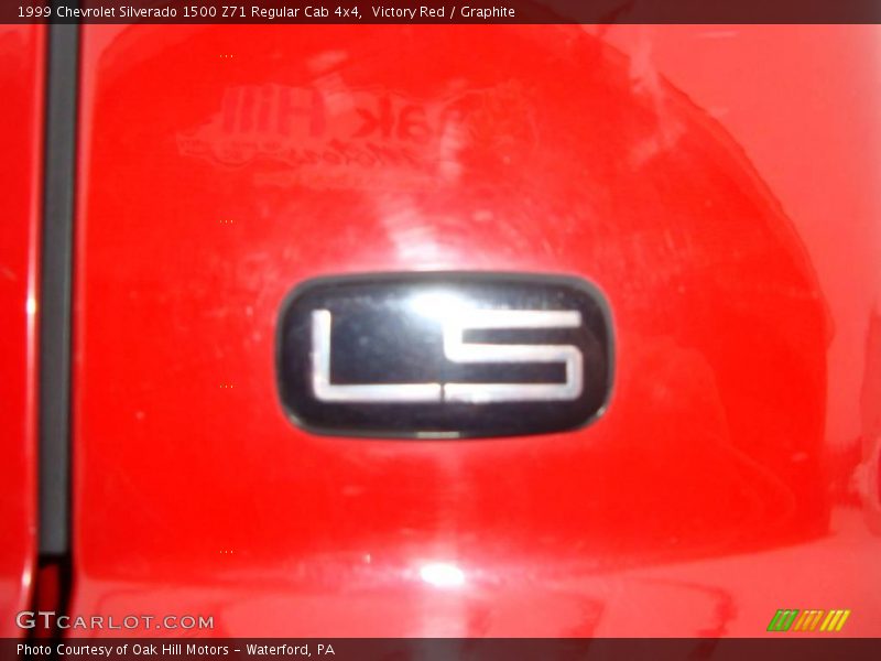 Victory Red / Graphite 1999 Chevrolet Silverado 1500 Z71 Regular Cab 4x4