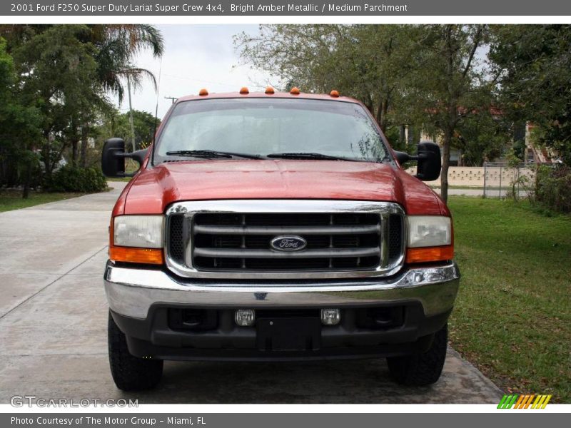 Bright Amber Metallic / Medium Parchment 2001 Ford F250 Super Duty Lariat Super Crew 4x4