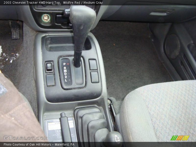 Wildfire Red / Medium Gray 2003 Chevrolet Tracker 4WD Hard Top