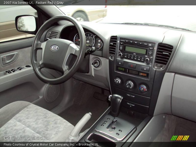 Radiant Red / Gray 2007 Kia Sorento LX