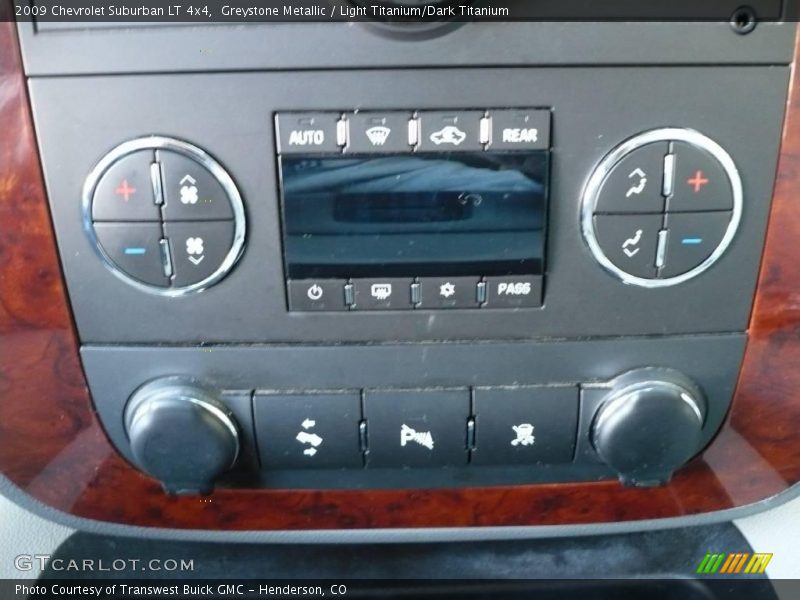 Greystone Metallic / Light Titanium/Dark Titanium 2009 Chevrolet Suburban LT 4x4