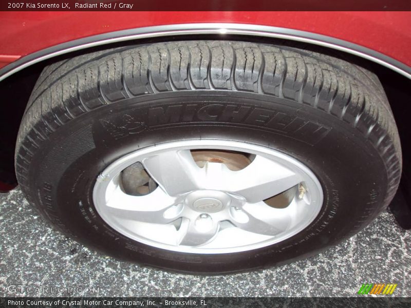Radiant Red / Gray 2007 Kia Sorento LX