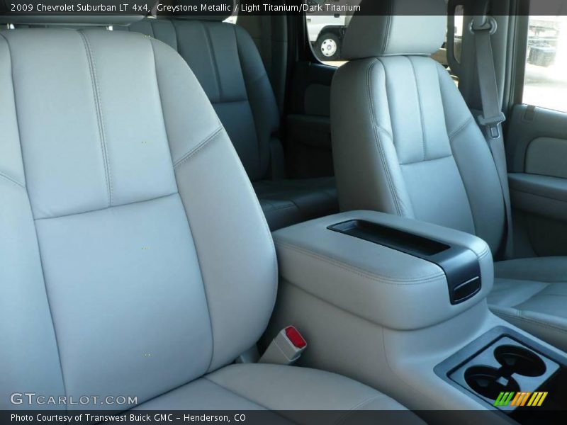 Greystone Metallic / Light Titanium/Dark Titanium 2009 Chevrolet Suburban LT 4x4