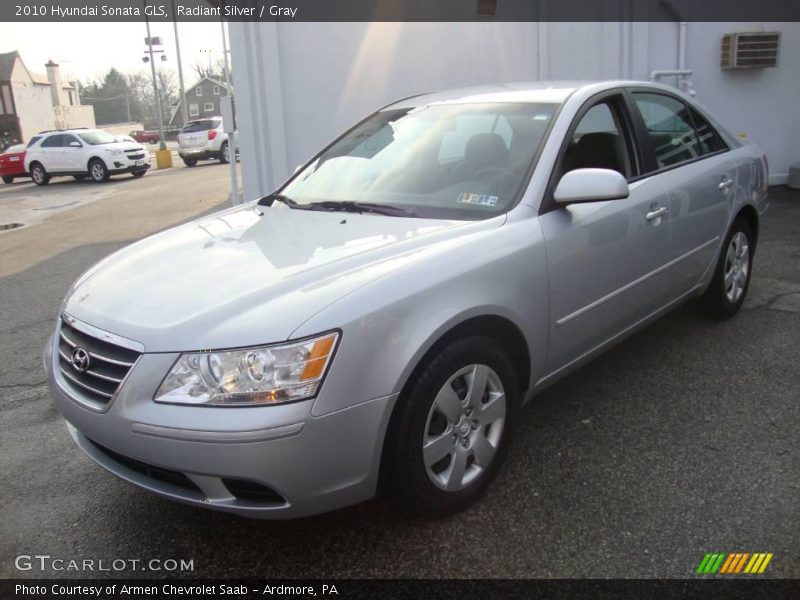 Radiant Silver / Gray 2010 Hyundai Sonata GLS