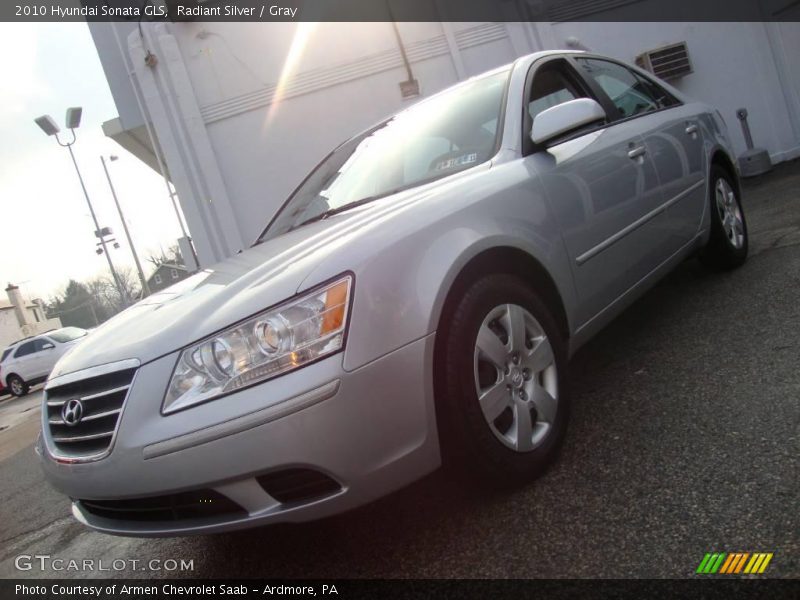 Radiant Silver / Gray 2010 Hyundai Sonata GLS