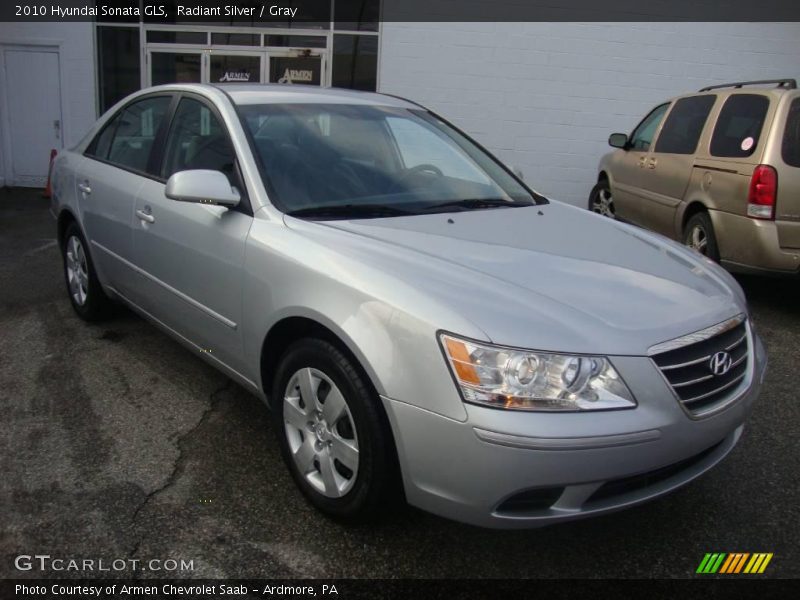 Radiant Silver / Gray 2010 Hyundai Sonata GLS
