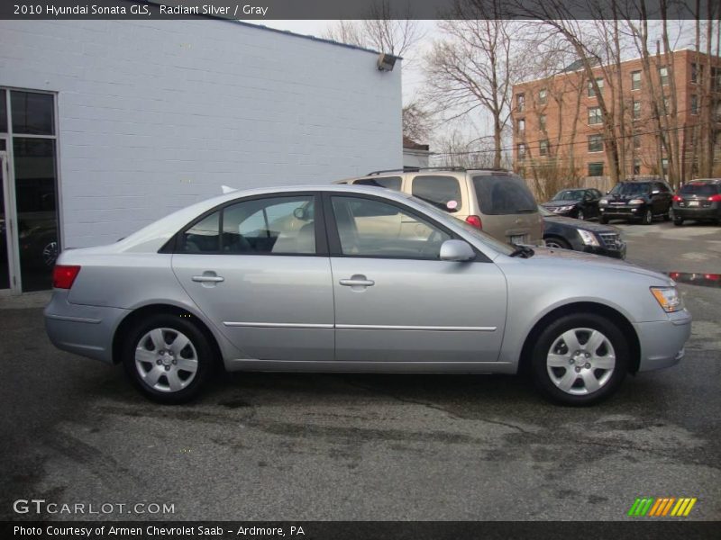 Radiant Silver / Gray 2010 Hyundai Sonata GLS