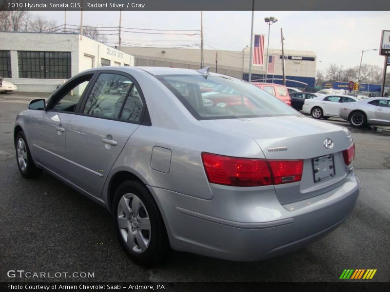 Radiant Silver / Gray 2010 Hyundai Sonata GLS