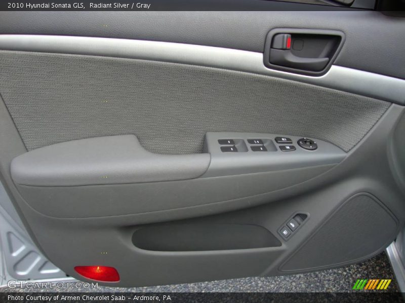 Radiant Silver / Gray 2010 Hyundai Sonata GLS