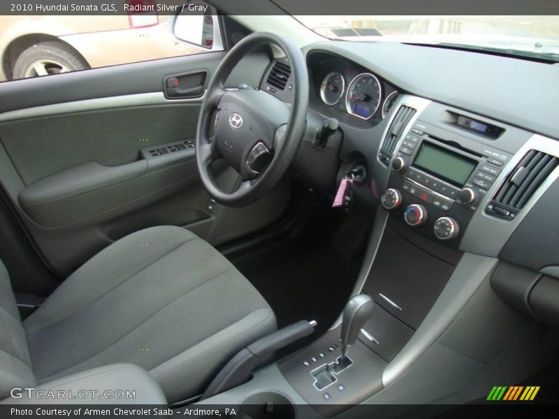 Radiant Silver / Gray 2010 Hyundai Sonata GLS