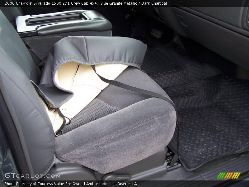 Blue Granite Metallic / Dark Charcoal 2006 Chevrolet Silverado 1500 Z71 Crew Cab 4x4