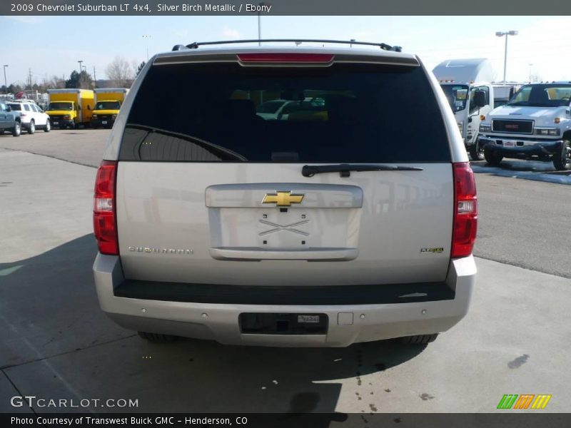 Silver Birch Metallic / Ebony 2009 Chevrolet Suburban LT 4x4