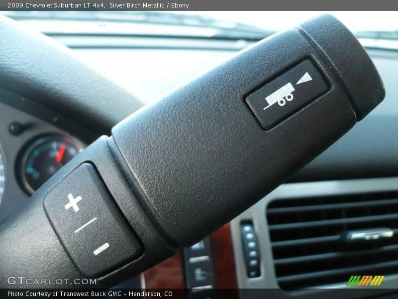 Silver Birch Metallic / Ebony 2009 Chevrolet Suburban LT 4x4