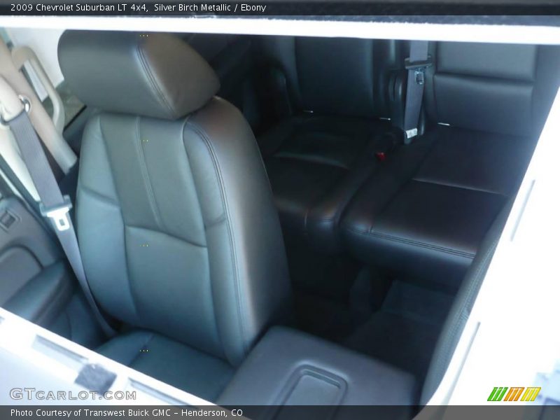 Silver Birch Metallic / Ebony 2009 Chevrolet Suburban LT 4x4