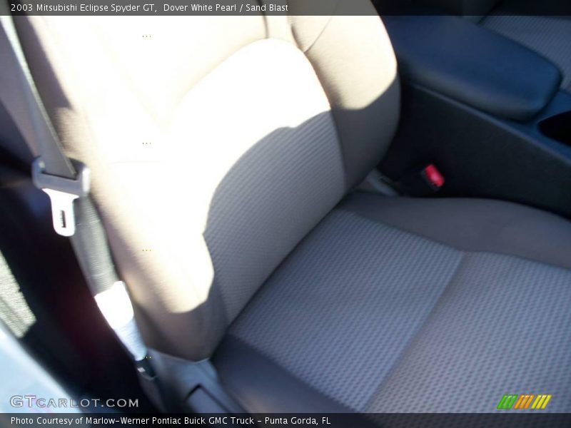 Dover White Pearl / Sand Blast 2003 Mitsubishi Eclipse Spyder GT