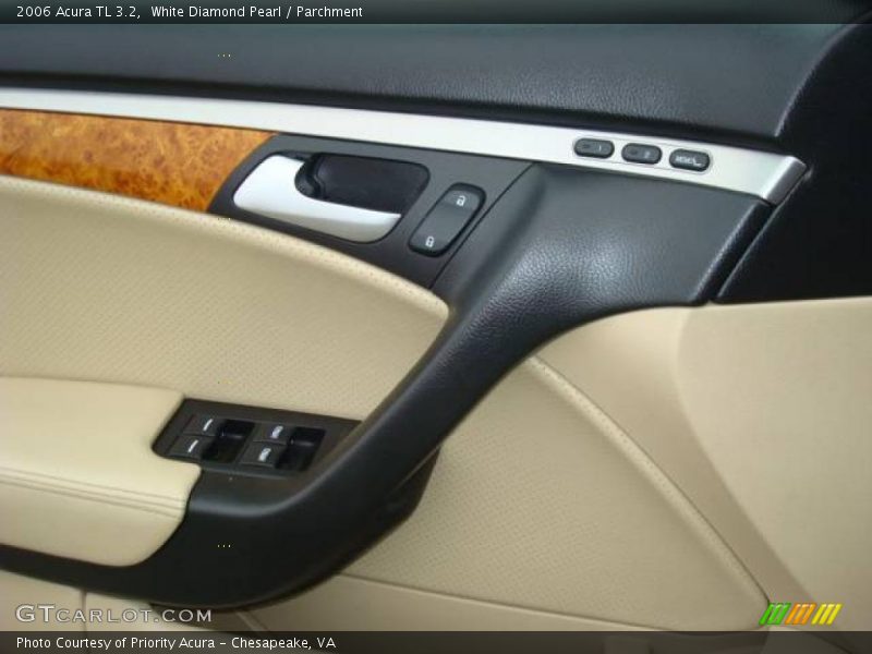 White Diamond Pearl / Parchment 2006 Acura TL 3.2
