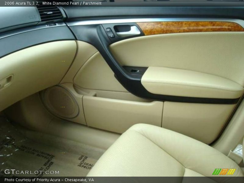 White Diamond Pearl / Parchment 2006 Acura TL 3.2