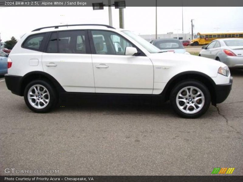 Alpine White / Sand Beige 2004 BMW X3 2.5i