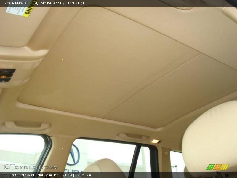 Alpine White / Sand Beige 2004 BMW X3 2.5i