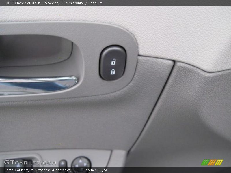 Summit White / Titanium 2010 Chevrolet Malibu LS Sedan