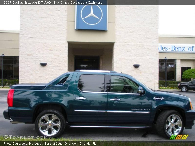 Blue Chip / Cocoa/Light Cashmere 2007 Cadillac Escalade EXT AWD