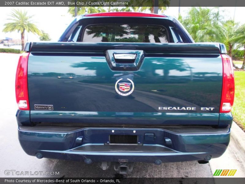 Blue Chip / Cocoa/Light Cashmere 2007 Cadillac Escalade EXT AWD