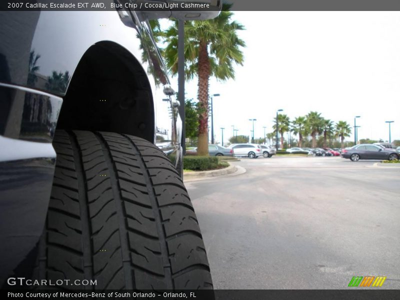 Blue Chip / Cocoa/Light Cashmere 2007 Cadillac Escalade EXT AWD