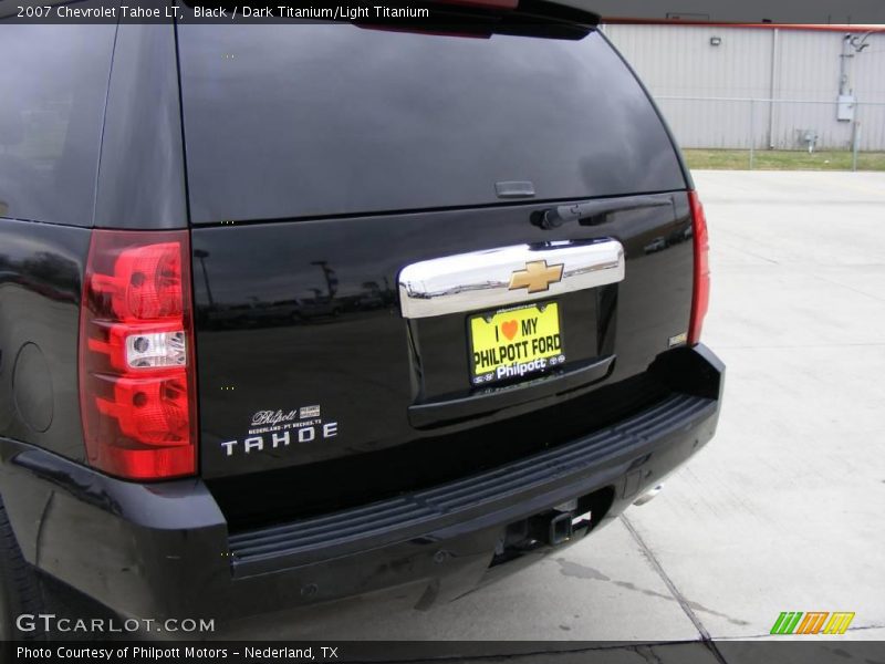 Black / Dark Titanium/Light Titanium 2007 Chevrolet Tahoe LT