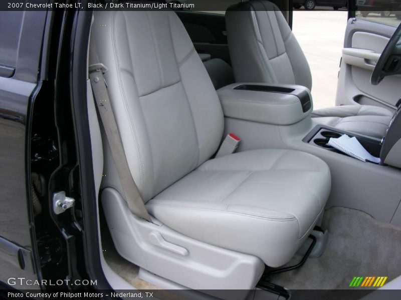 Black / Dark Titanium/Light Titanium 2007 Chevrolet Tahoe LT