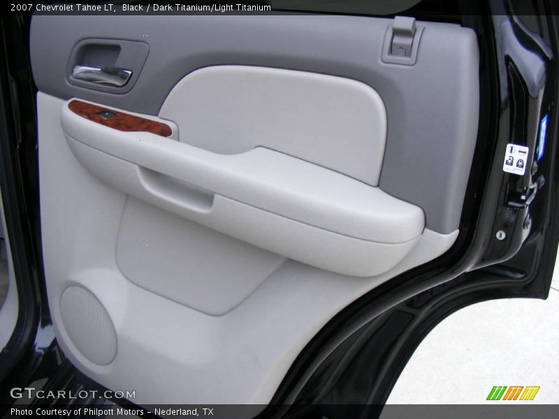 Black / Dark Titanium/Light Titanium 2007 Chevrolet Tahoe LT