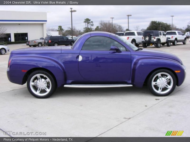 Ultra Violet Blue Metallic / Ebony 2004 Chevrolet SSR