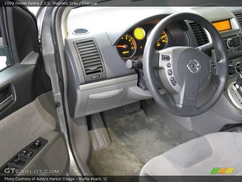 Magnetic Gray / Charcoal 2009 Nissan Sentra 2.0 S