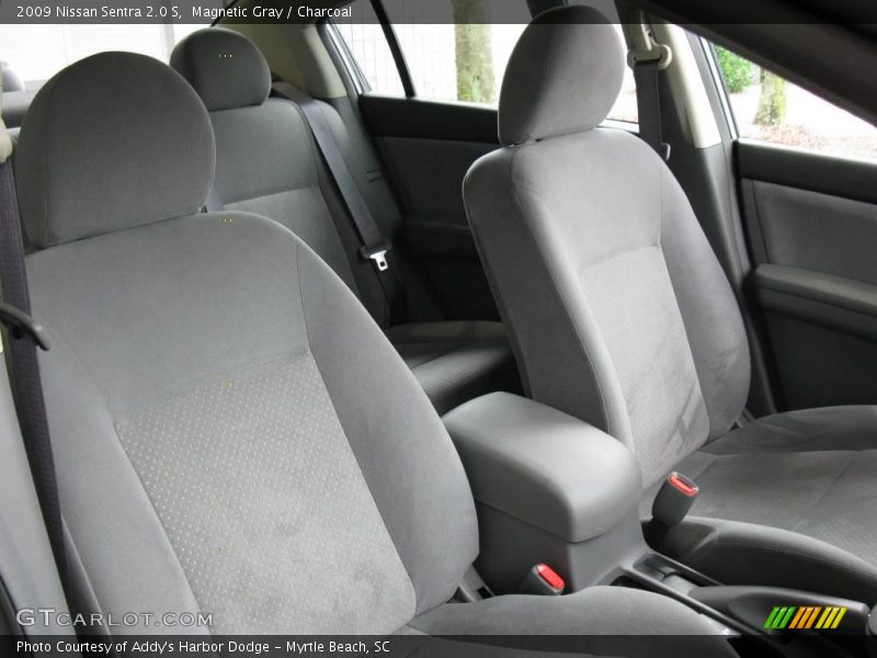 Magnetic Gray / Charcoal 2009 Nissan Sentra 2.0 S