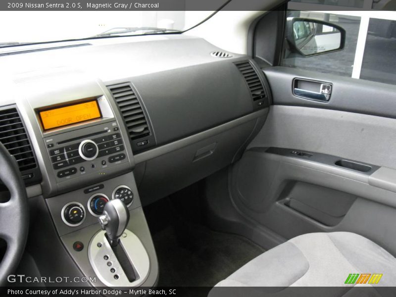 Magnetic Gray / Charcoal 2009 Nissan Sentra 2.0 S
