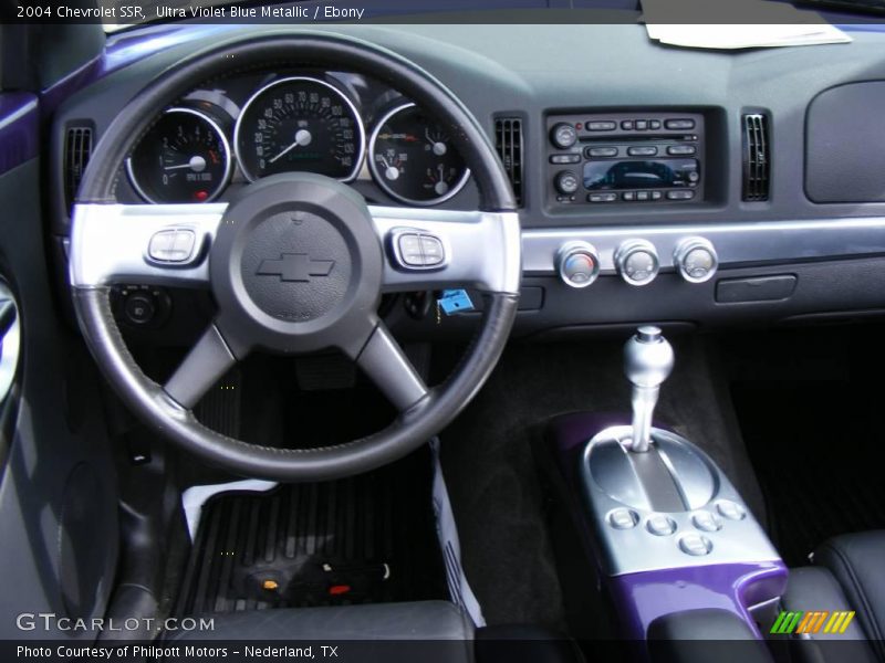 Ultra Violet Blue Metallic / Ebony 2004 Chevrolet SSR