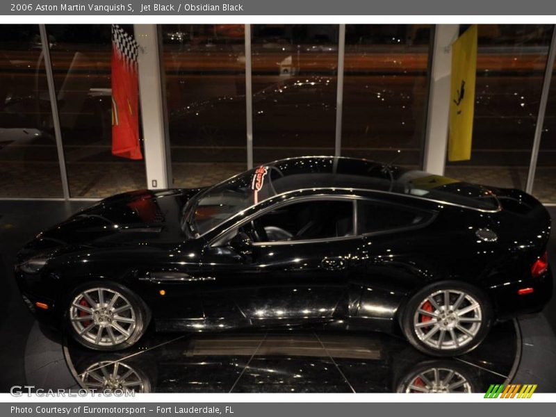 Jet Black / Obsidian Black 2006 Aston Martin Vanquish S