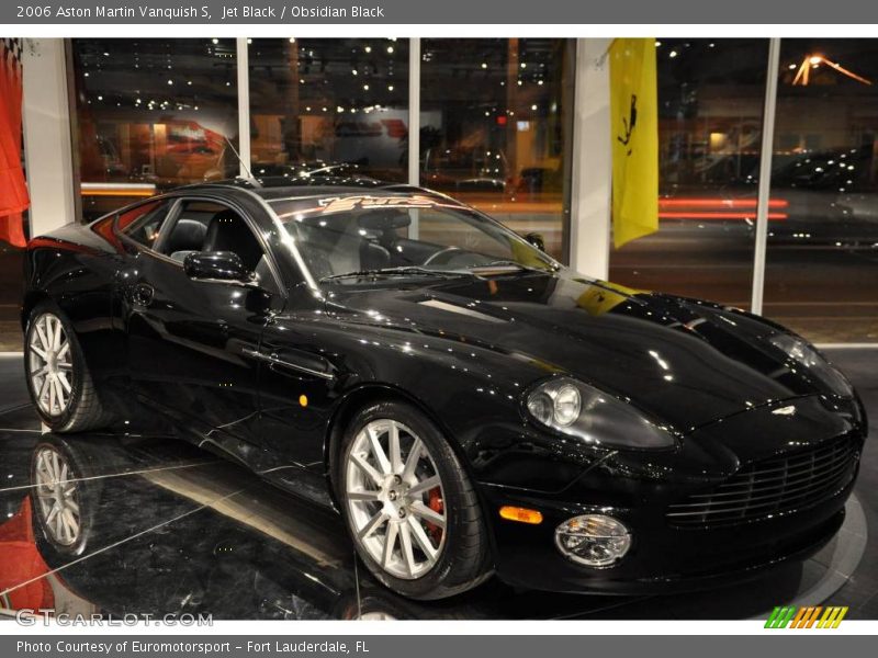 Jet Black / Obsidian Black 2006 Aston Martin Vanquish S