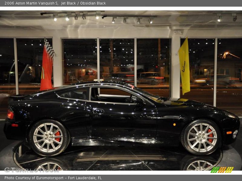 Jet Black / Obsidian Black 2006 Aston Martin Vanquish S