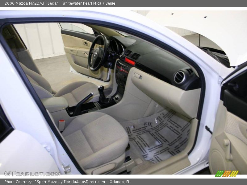 Whitewater Pearl Mica / Beige 2006 Mazda MAZDA3 i Sedan