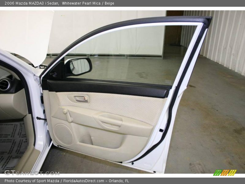 Whitewater Pearl Mica / Beige 2006 Mazda MAZDA3 i Sedan