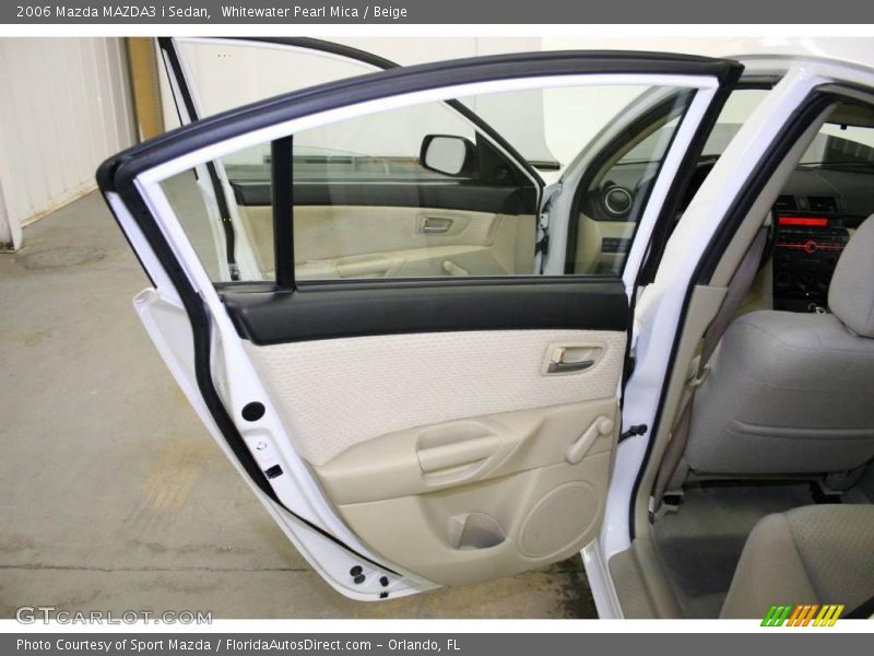 Whitewater Pearl Mica / Beige 2006 Mazda MAZDA3 i Sedan