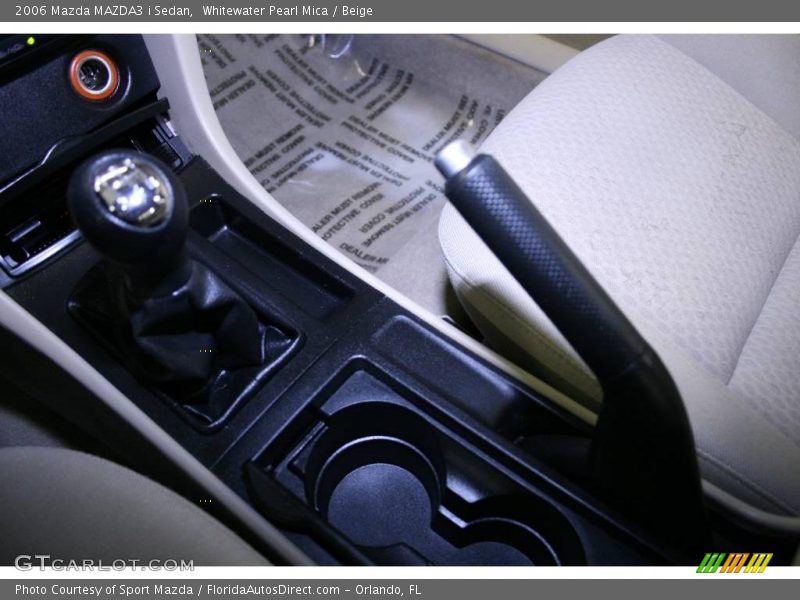 Whitewater Pearl Mica / Beige 2006 Mazda MAZDA3 i Sedan