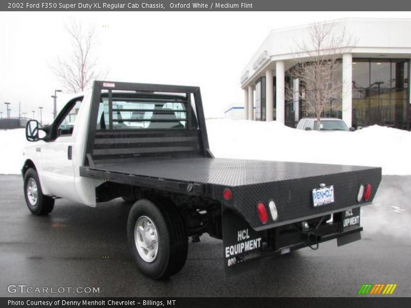 Oxford White / Medium Flint 2002 Ford F350 Super Duty XL Regular Cab Chassis
